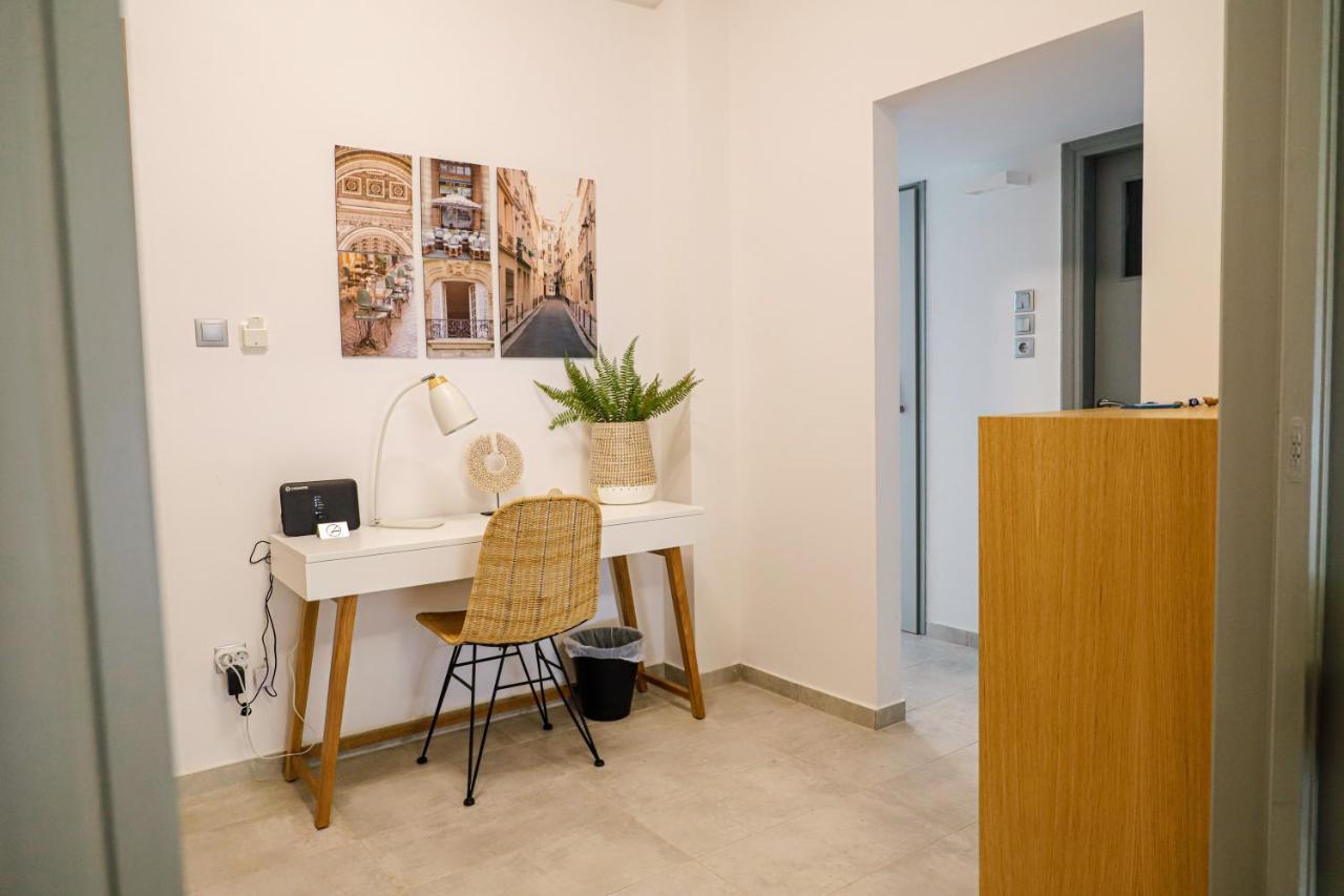Newly Renovated Apartment 7 Min Walk From Acropolis Athens Exterior photo