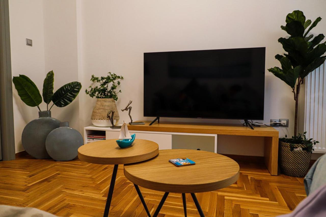 Newly Renovated Apartment 7 Min Walk From Acropolis Athens Exterior photo
